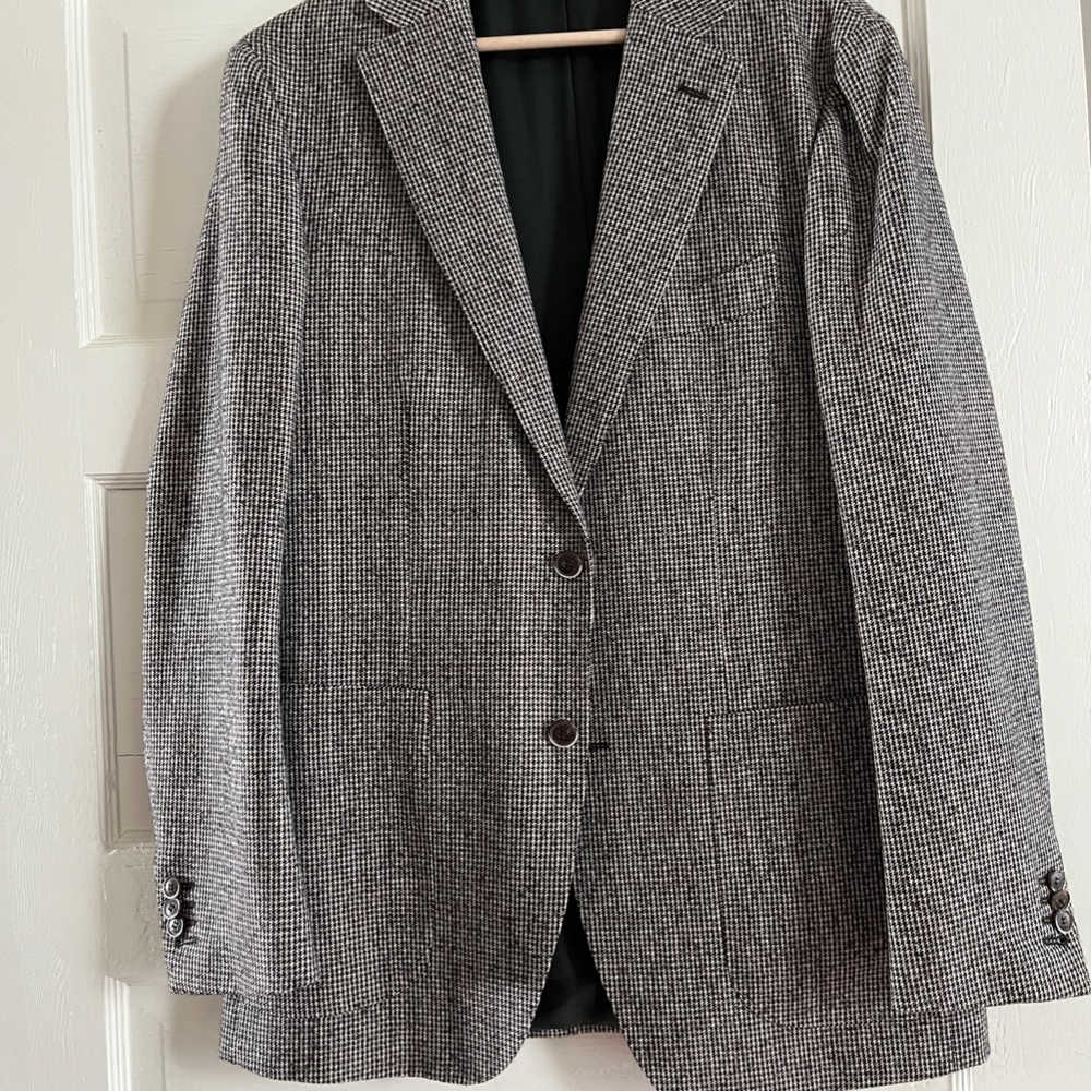 Suitsupply 3-Piece Custom Suit – Gray Houndstooth Wool, Size 3 (US Medium)